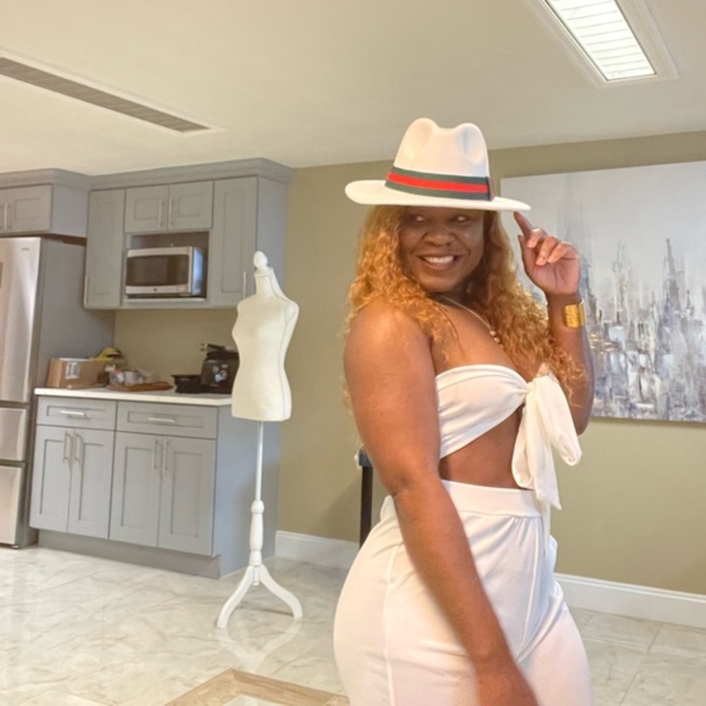 Two piece sexy set - Picture 2 of 9